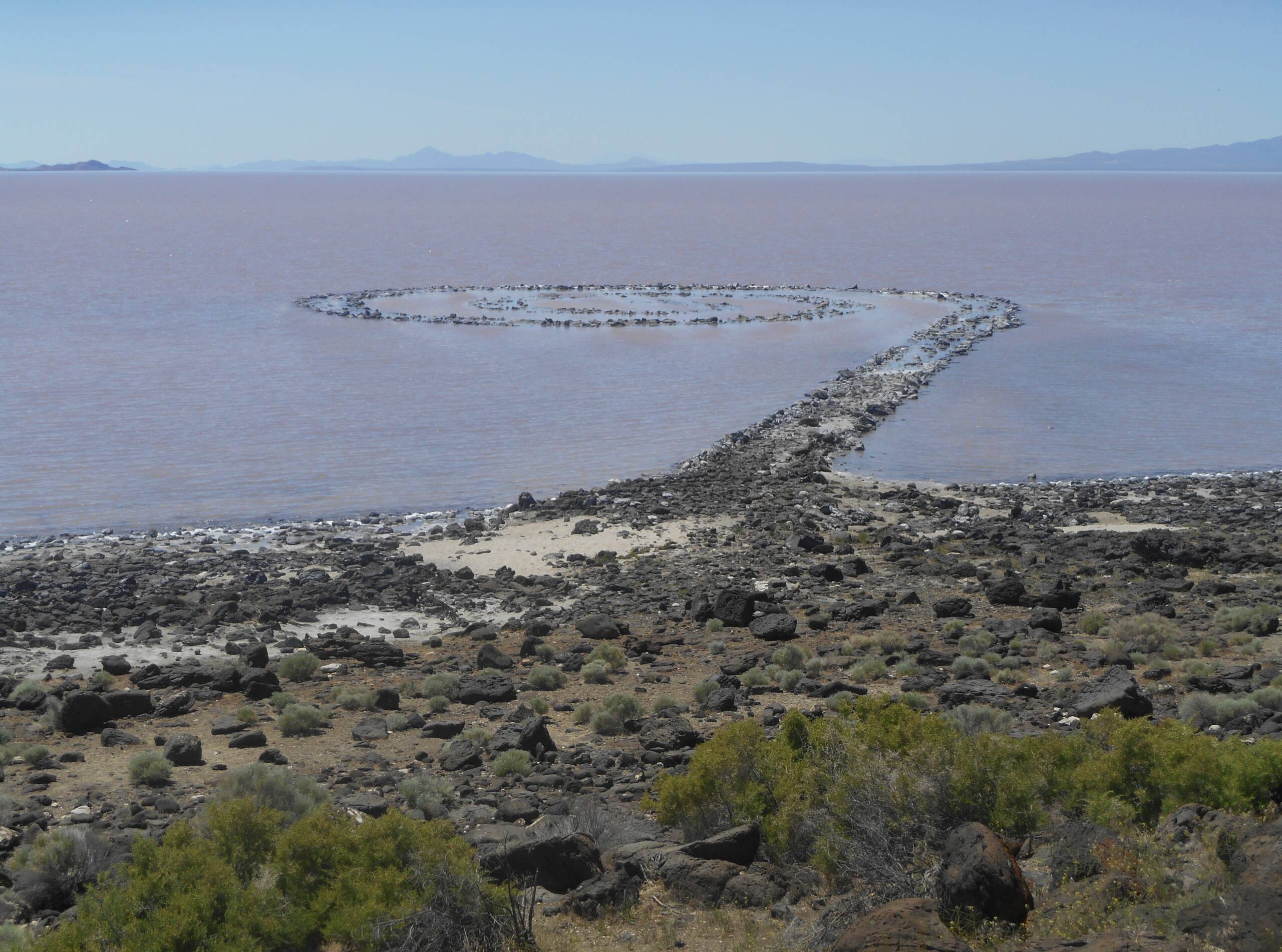 Spiral Jetty by Robert Smithson (Utah, USA)
